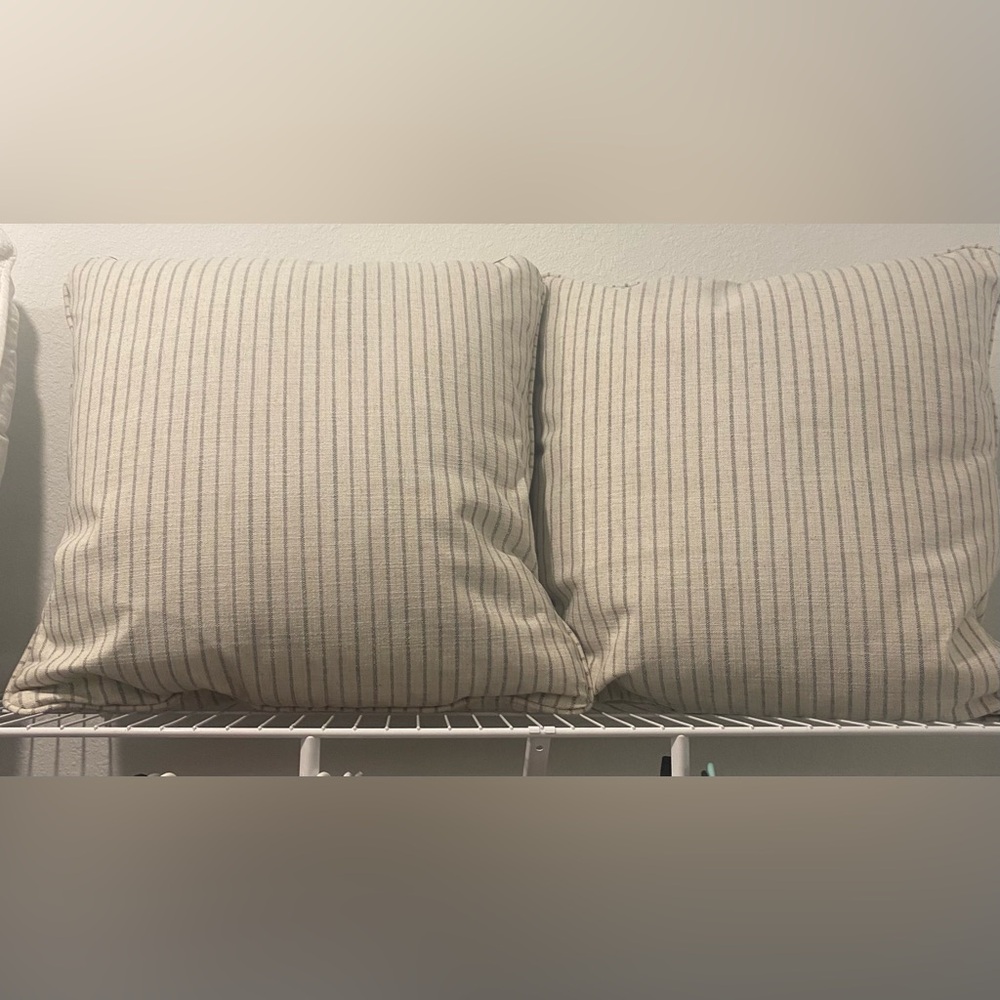 Ashley Furniture Throw Pillows